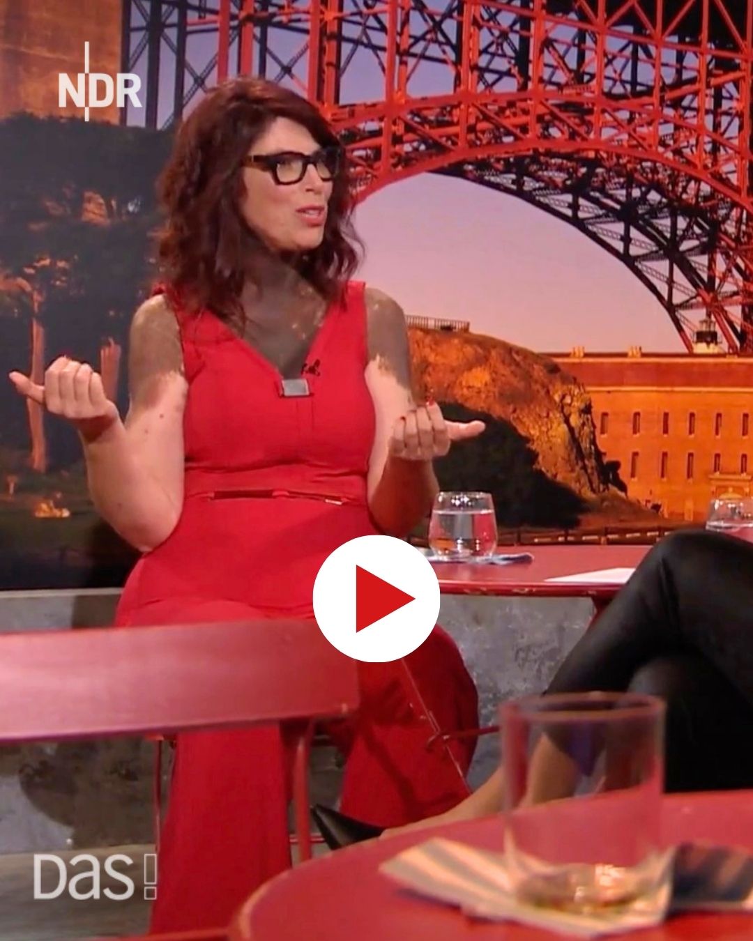 NANÉE Emmerich bei NDR DAS! spricht über ihren Whirlpool-Moment, CMN und die Angst vor Blicken.